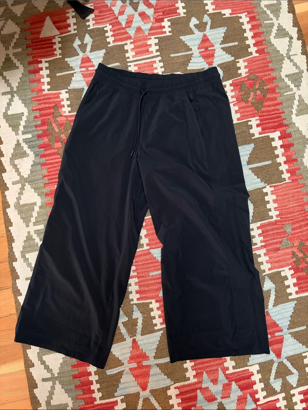 Women’s Athleta Black Wide-Leg Pull-On Pants size 14